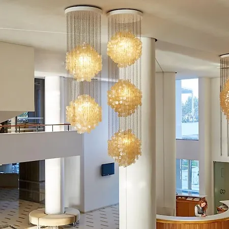 Lucy Hotel 5*