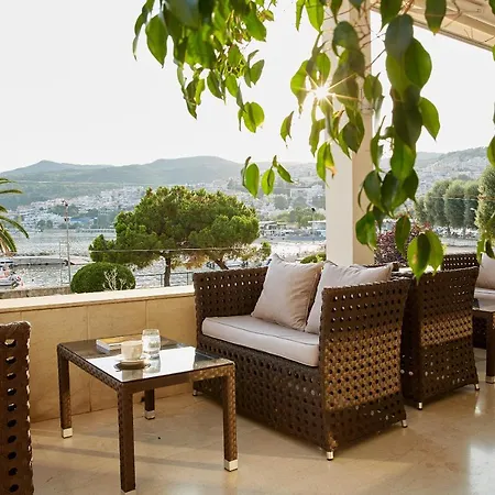 Lucy Hotel 5*