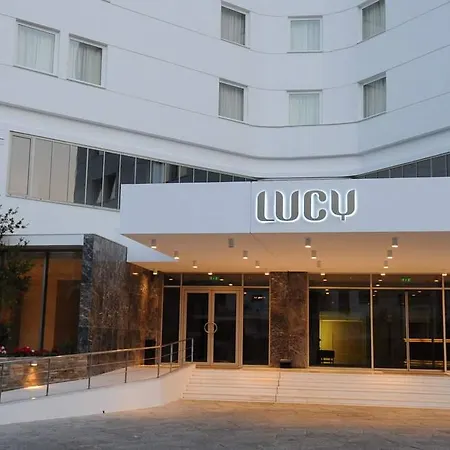 Lucy 5*