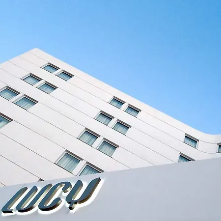 Lucy Hotel