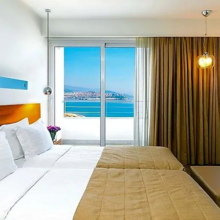 Hotel Lucy