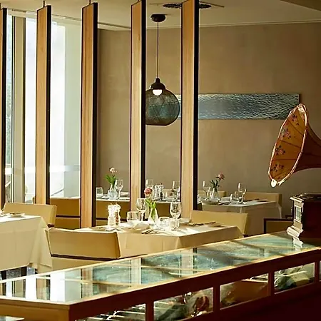 Lucy Hotel 5*