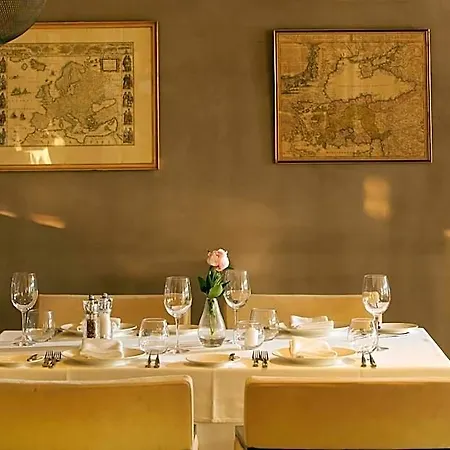 Lucy Hotel Kavala
